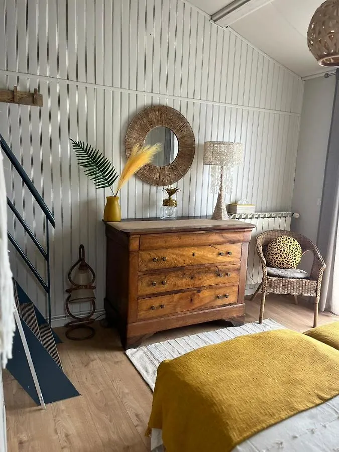 Chambres D'Hotes Marylou Valensole Bed & Breakfast